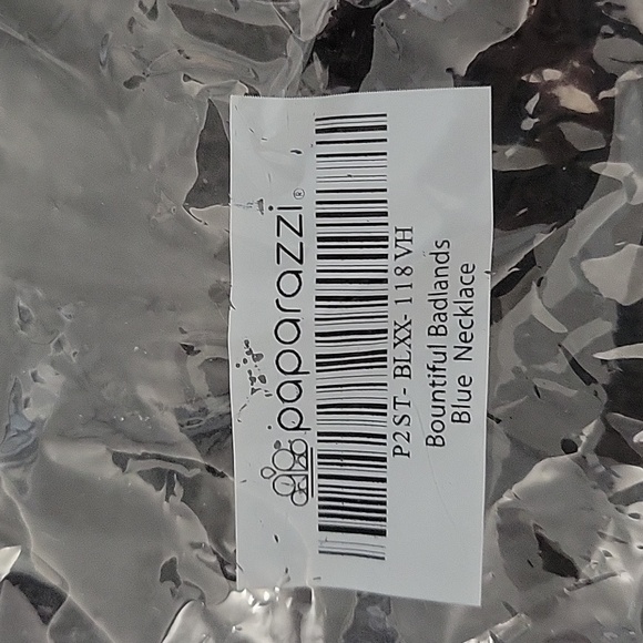 Paparazzi 7 pieces of jewelry bundle - Picture 4 of 10